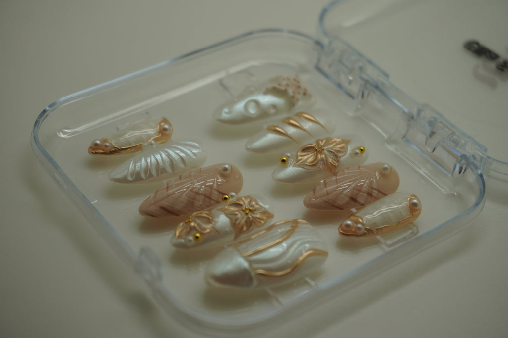06 · Champagne Luxe