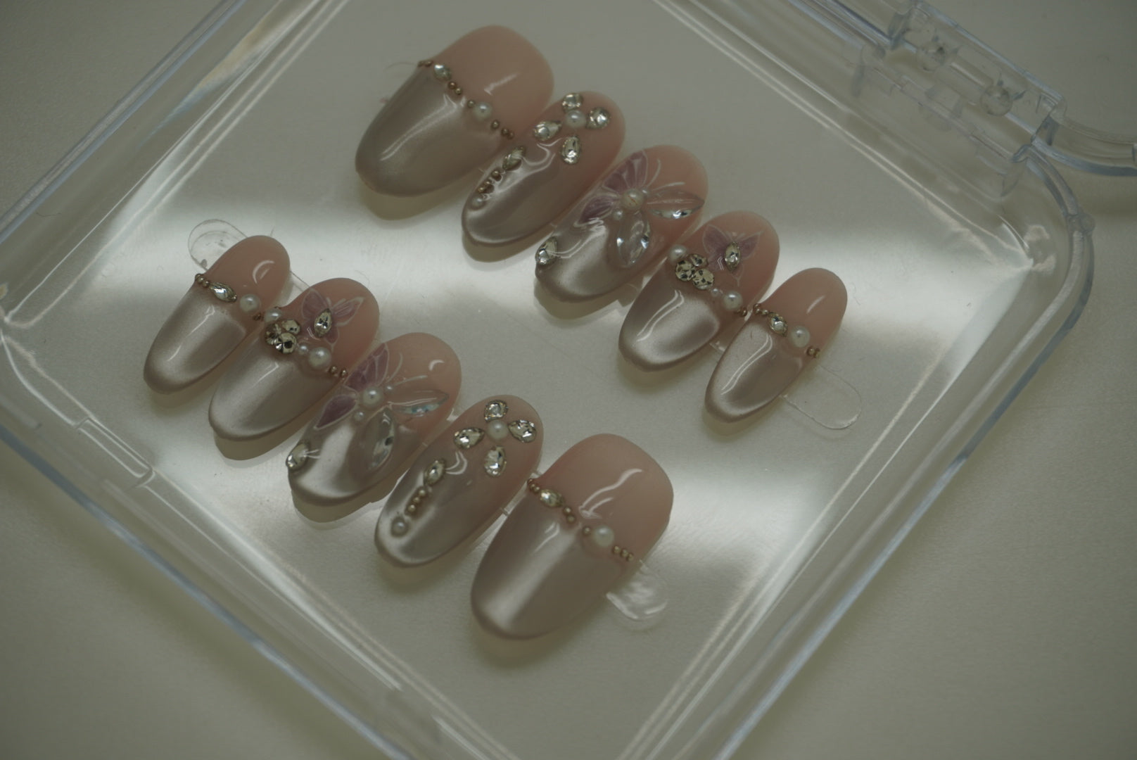 12 · Soft Glam