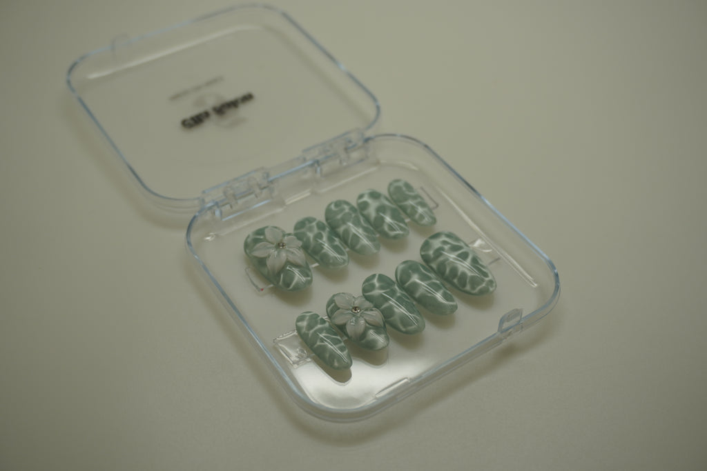 15 · Seafoam Marble