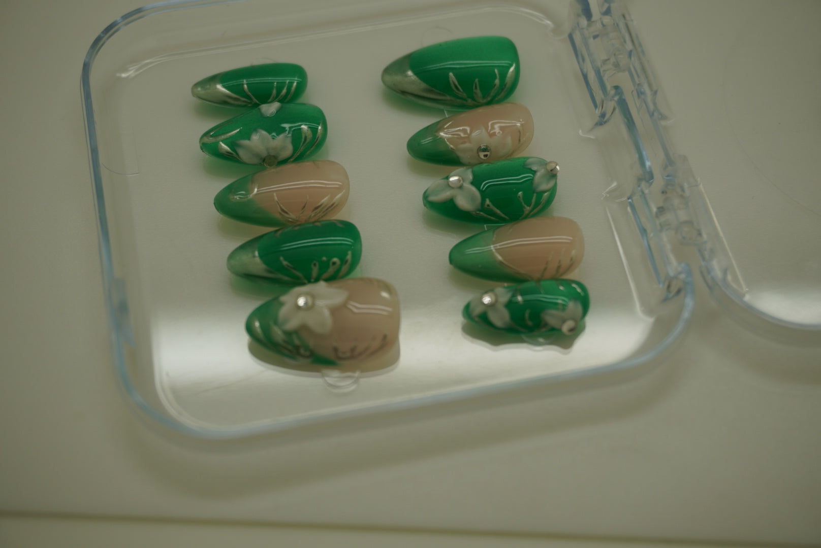 18 · Green Goddess